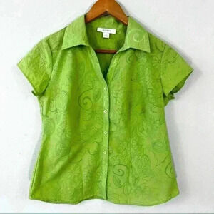 Dress Barn green collared short sleeve shirt